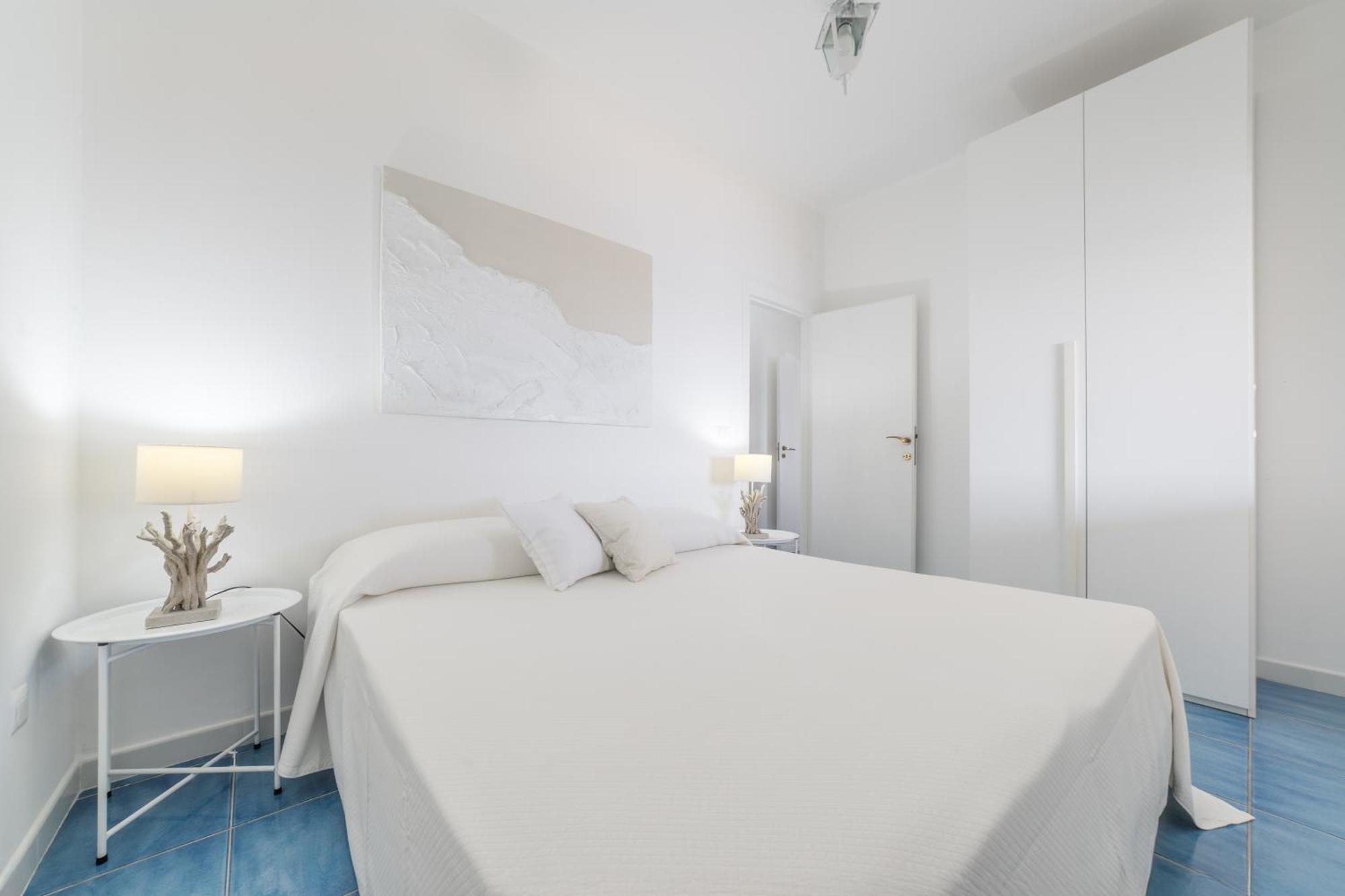 דירות Castro  Residenza La Cicala מראה חיצוני תמונה