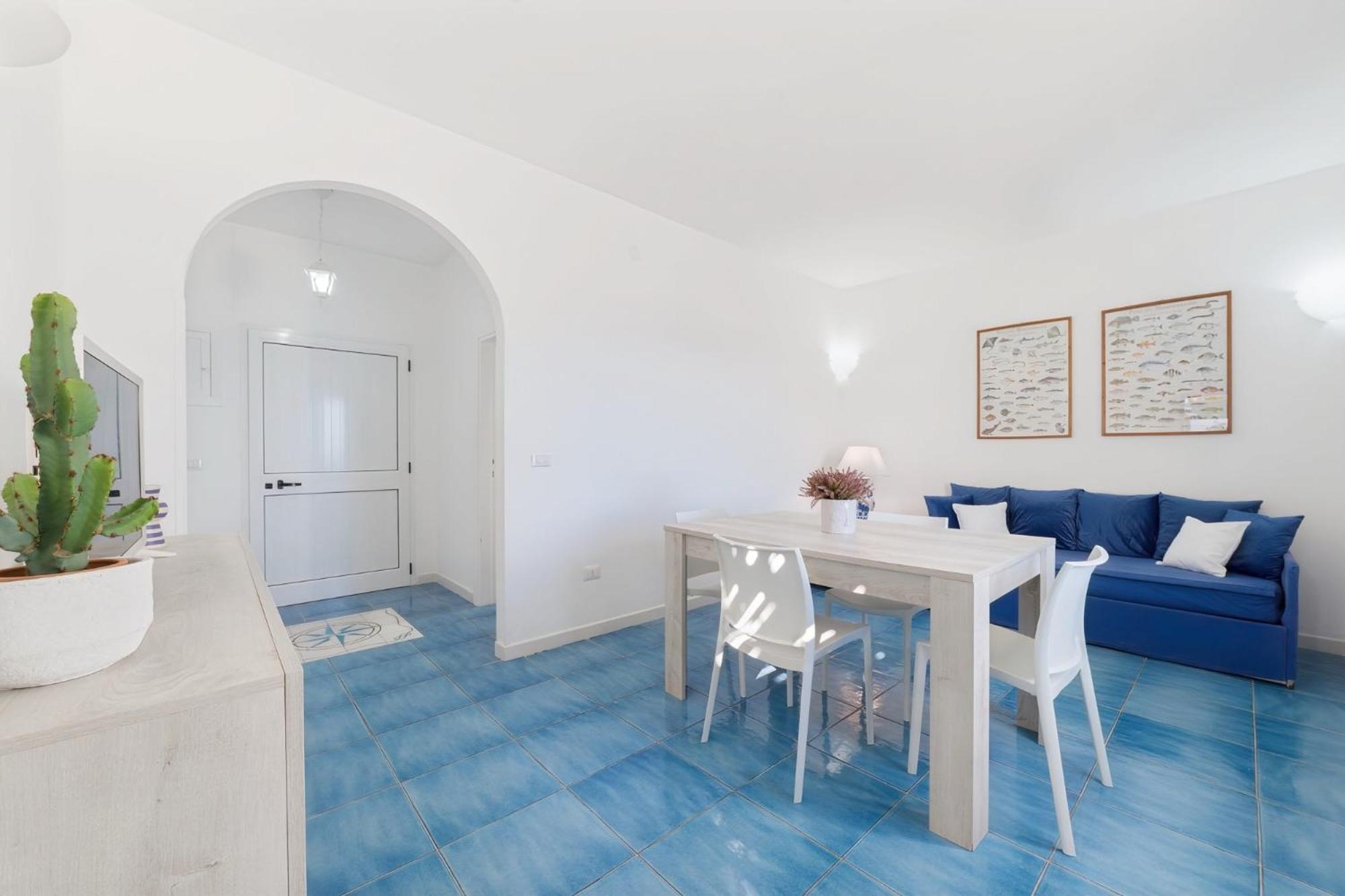 דירות Castro  Residenza La Cicala מראה חיצוני תמונה