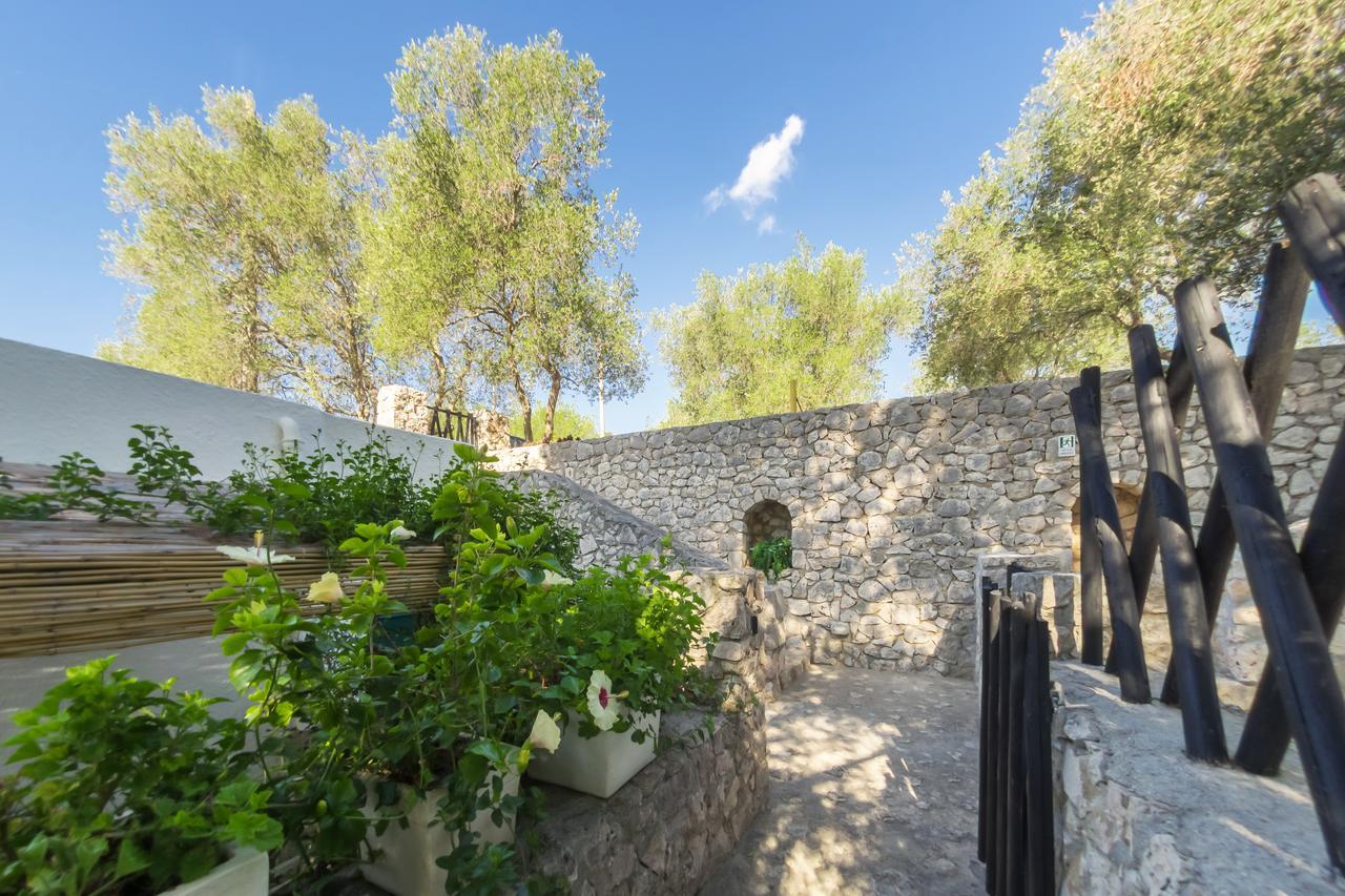 דירות Castro  Residenza La Cicala מראה חיצוני תמונה
