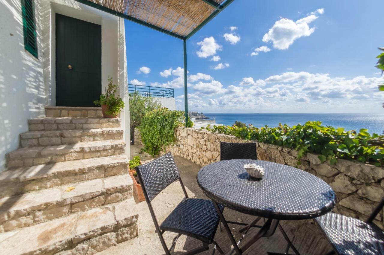 דירות Castro  Residenza La Cicala מראה חיצוני תמונה